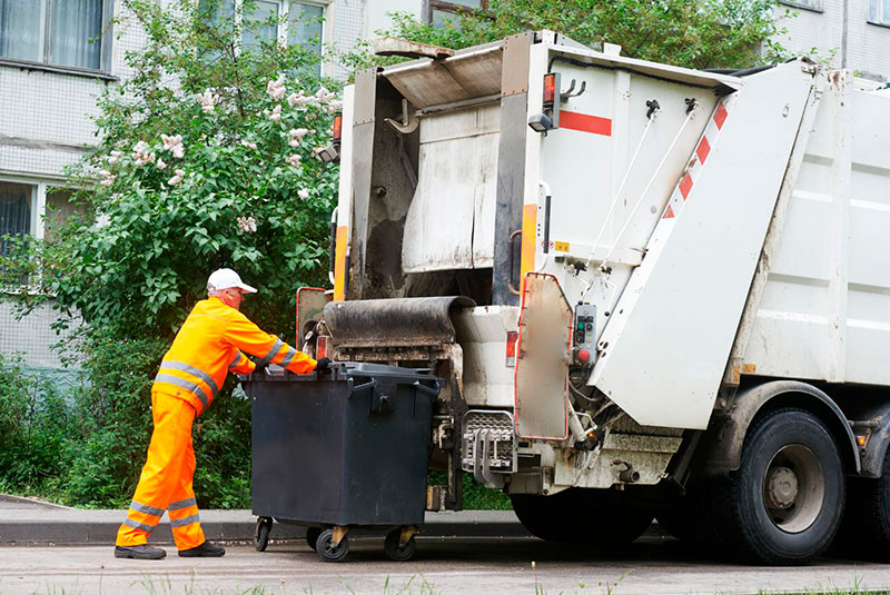 Servicios recogida de cubos de basura
